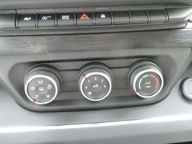 Photo 21 de l'offre de RENAULT TRAFIC VAN ANTILOPE VAN Aménagé FLEX5 Millénium 2.0 DCi 150 BVM6 L1 GD CFT à 59900€ chez Mérignac auto