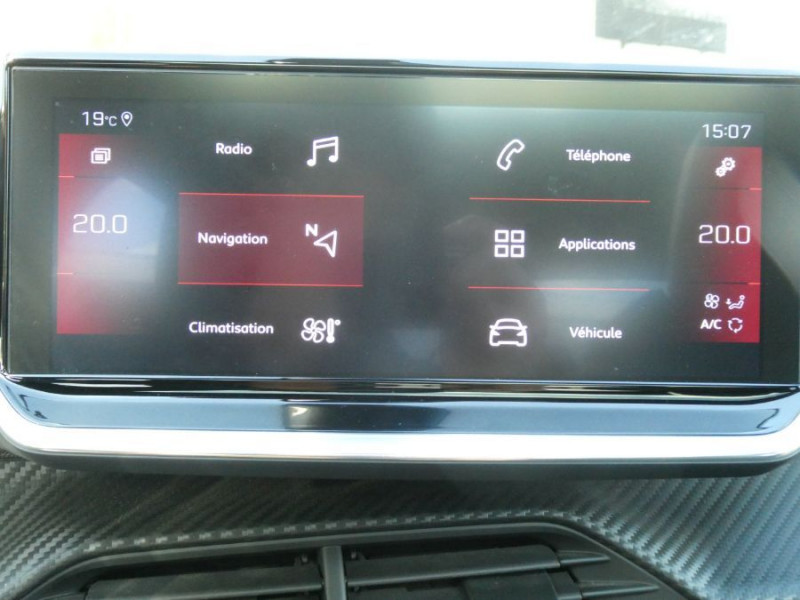 Photo 23 de l'offre de PEUGEOT 208 II 1.2 PureTech 100 BVM6 GT LINE TOIT Pano à 13950€ chez Mérignac auto