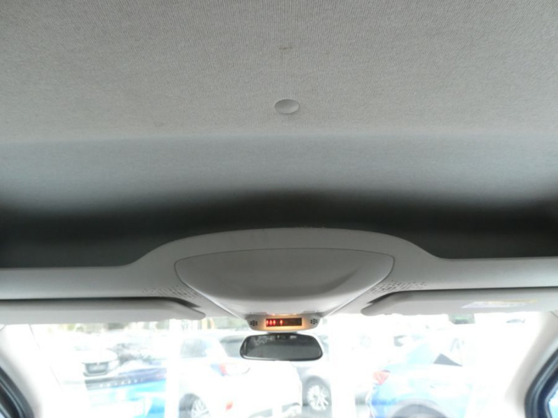 Photo 24 de l'offre de PEUGEOT RIFTER 1.5 BlueHDi 100 BVM6 GT JA17 CarPlay ADML Radars à 21950€ chez Mérignac auto