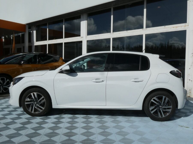 Photo 13 de l'offre de PEUGEOT 208 II 1.5 BlueHDi 100 BVM6 ALLURE GPS RS JA16 à 15450€ chez Mérignac auto