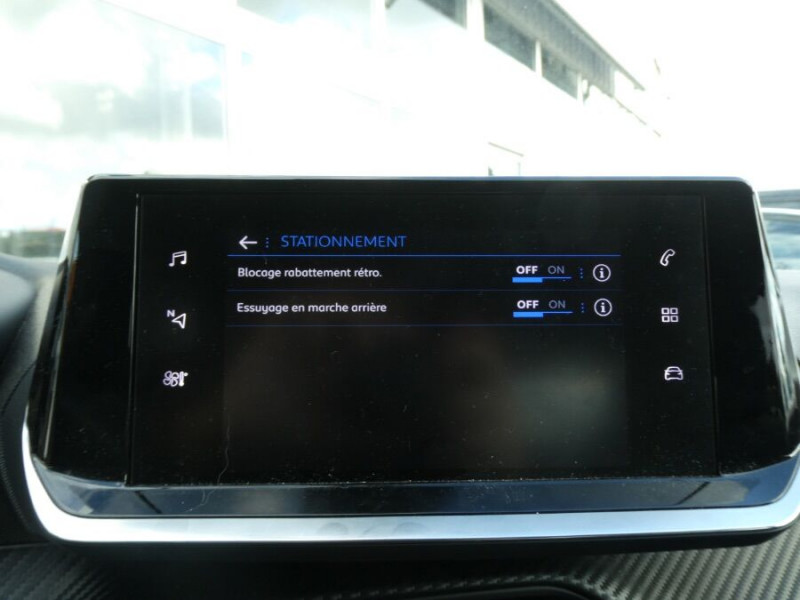 Photo 22 de l'offre de PEUGEOT 208 II 1.5 BlueHDi 100 BVM6 ALLURE GPS RS JA16 à 15450€ chez Mérignac auto