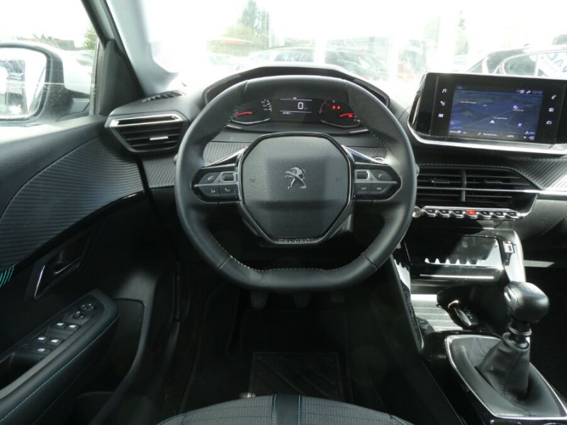 Photo 4 de l'offre de PEUGEOT 208 II 1.5 BlueHDi 100 BVM6 ALLURE GPS RS JA16 à 15450€ chez Mérignac auto