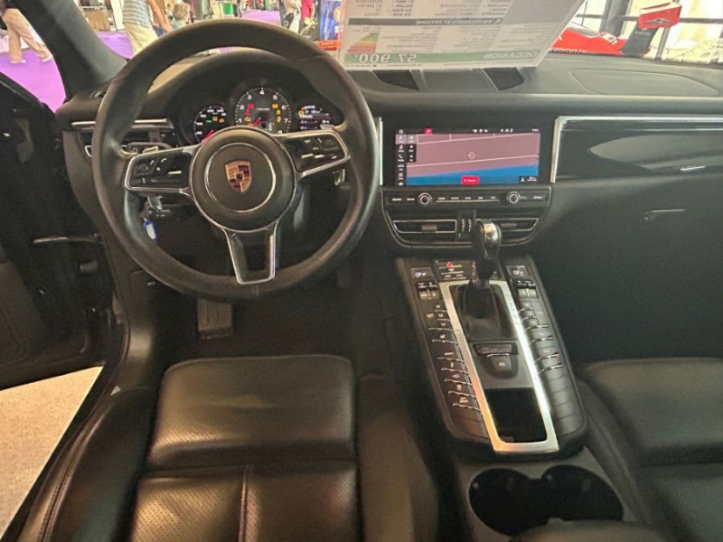 Photo 4 de l'offre de PORSCHE MACAN II 3.0 V6 S 354 PDK TOE PDLS SEM JA19 1ère Main à 57900€ chez Mérignac auto