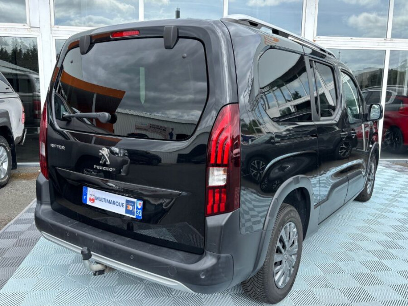Photo 3 de l'offre de PEUGEOT RIFTER XL LONG 1.5 BlueHDi 100 ALLURE 7PL GPS Attel. à 19490€ chez Mérignac auto