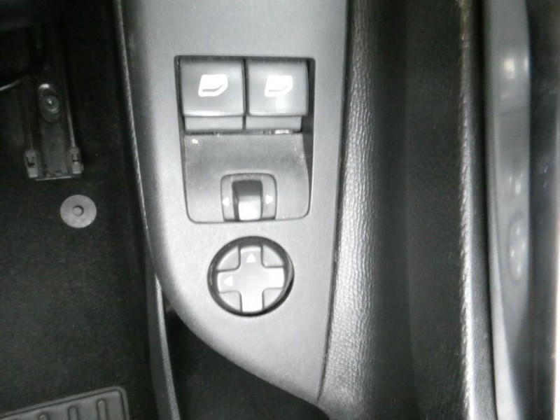 Photo 19 de l'offre de OPEL CORSA VI 1.2 75 EDITION BUSINESS GPS Radar JA16p à 13250€ chez Mérignac auto