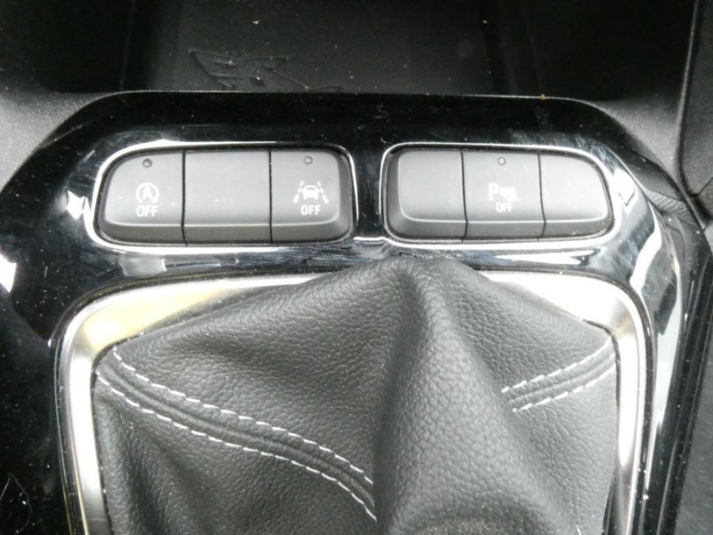 Photo 20 de l'offre de OPEL CORSA VI 1.2 75 EDITION BUSINESS GPS Radar JA16p à 13250€ chez Mérignac auto