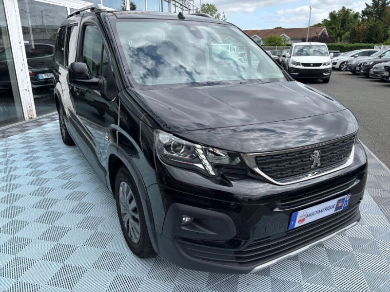 Photo 2 de l'offre de PEUGEOT RIFTER XL LONG 1.5 BlueHDi 100 ALLURE 7PL GPS Attel. à 19490€ chez Mérignac auto