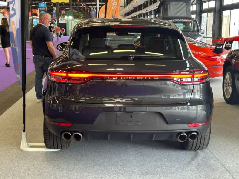 Photo 9 de l'offre de PORSCHE MACAN II 3.0 V6 S 354 PDK TOE PDLS SEM JA19 1ère Main à 57900€ chez Mérignac auto