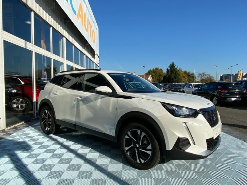 Photo 2 de l'offre de PEUGEOT 2008 II 1.5 BlueHDi 130 EAT8 ALLURE PACK GPS Camera à 23450€ chez Mérignac auto