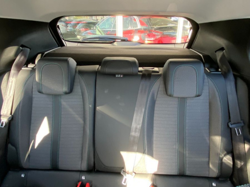 Photo 14 de l'offre de PEUGEOT 2008 II 1.5 BlueHDi 130 EAT8 ALLURE PACK GPS Camera à 23450€ chez Mérignac auto