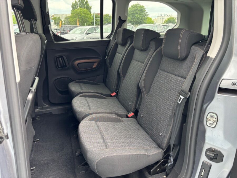 Photo 15 de l'offre de PEUGEOT RIFTER XL LONG 1.5 BlueHDi 130 BVM6 GT LINE GPS ADML Attel. 5PL à 24500€ chez Mérignac auto