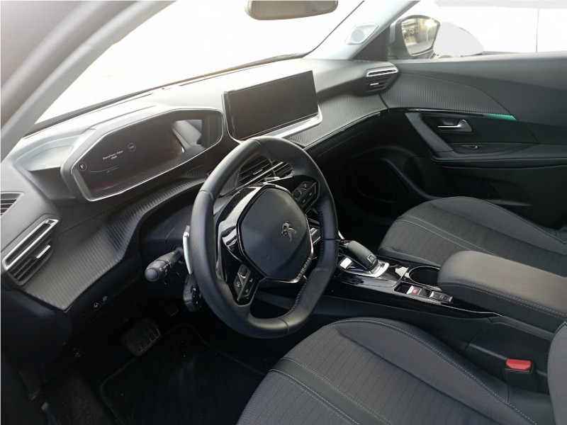 Photo 4 de l'offre de PEUGEOT 2008 II 1.5 BlueHDi 130 EAT8 ALLURE PACK GPS Camera à 23450€ chez Mérignac auto
