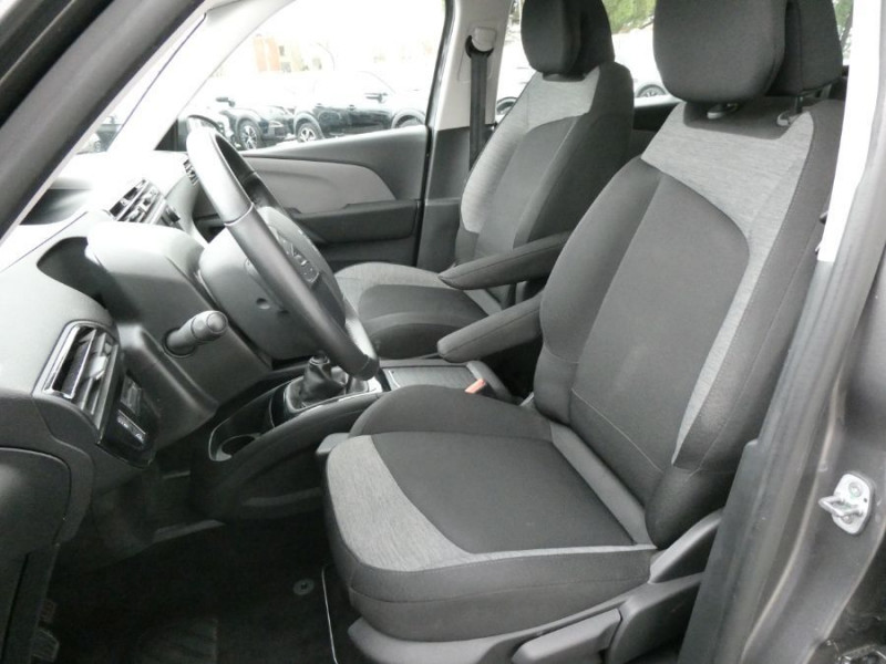 Photo 5 de l'offre de CITROEN GRAND C4 SPACETOURER 1.2 PureTech 130 BVM6 PACK CarPlay SC Privacy Glass Attel. 7PL à 17950€ chez Mérignac auto