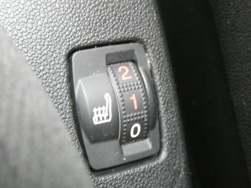Photo 24 de l'offre de CITROEN GRAND C4 SPACETOURER 1.2 PureTech 130 BVM6 PACK CarPlay SC Privacy Glass Attel. 7PL à 17950€ chez Mérignac auto