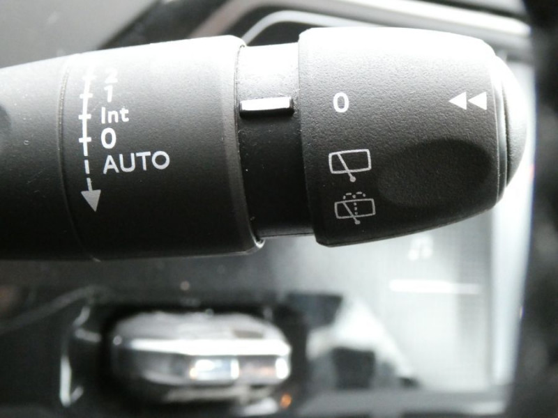 Photo 25 de l'offre de CITROEN GRAND C4 SPACETOURER 1.2 PureTech 130 BVM6 PACK CarPlay SC Privacy Glass Attel. 7PL à 17950€ chez Mérignac auto