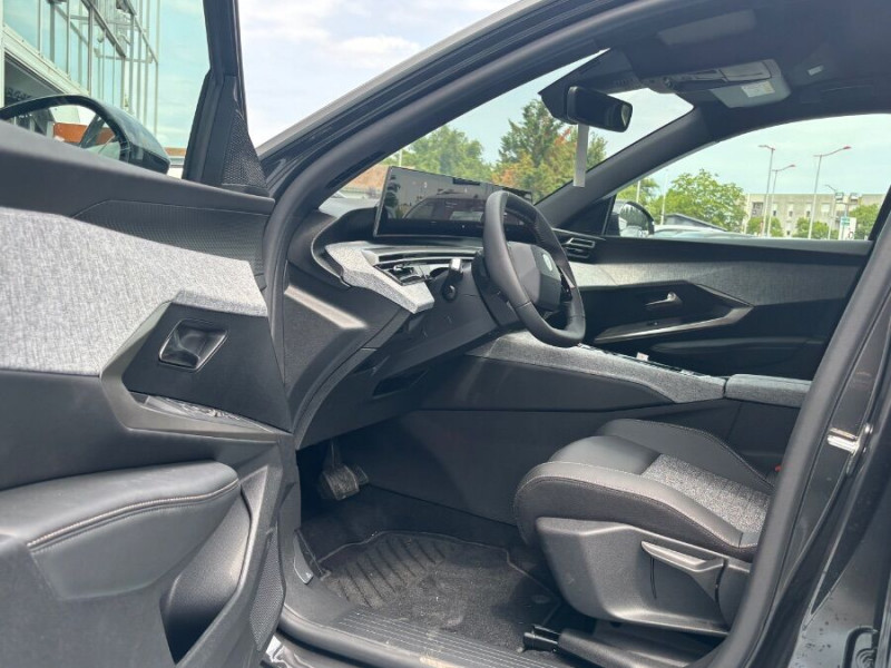 Photo 14 de l'offre de PEUGEOT 3008 HYBRID 145 e-DCS6 ALLURE Panoramic Pack à 32950€ chez Mérignac auto