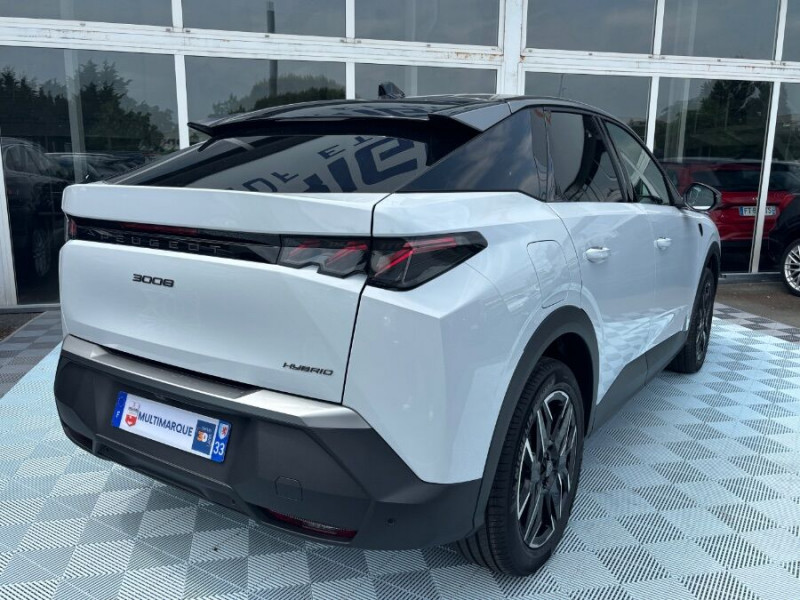 Photo 3 de l'offre de PEUGEOT 3008 HYBRID 145 e-DCS6 GT Hayon Elect. LED Pixel SC à 35450€ chez Mérignac auto