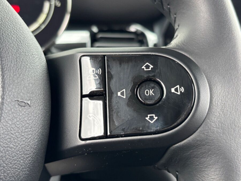 Photo 25 de l'offre de MINI MINI III (F56) NEW 1.5i 136 BVA7 COOPER GPS LED CarPlay à 23450€ chez Mérignac auto