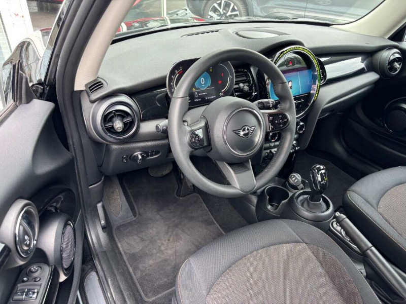 Photo 14 de l'offre de MINI MINI III (F56) NEW 1.5i 136 BVA7 COOPER GPS LED CarPlay à 23450€ chez Mérignac auto