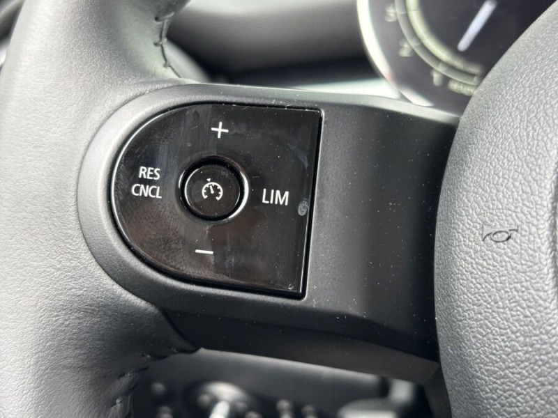 Photo 24 de l'offre de MINI MINI III (F56) NEW 1.5i 136 BVA7 COOPER GPS LED CarPlay à 23450€ chez Mérignac auto