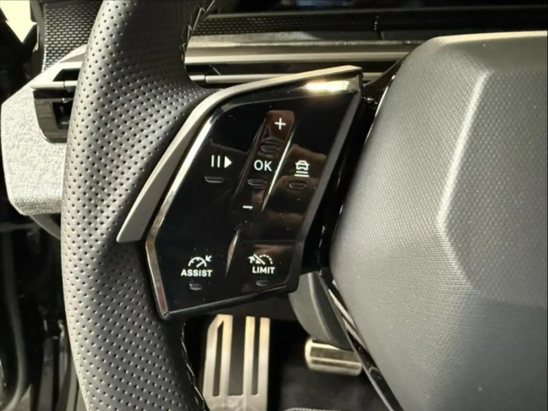 Photo 24 de l'offre de PEUGEOT 3008 HYBRID 145 e-DCS6 GT Hayon Elect. LED Pixel SC à 35450€ chez Mérignac auto