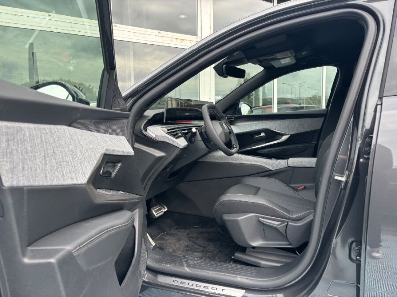 Photo 14 de l'offre de PEUGEOT 3008 HYBRID 145 e-DCS6 GT Hayon Elect. LED Pixel SC à 35450€ chez Mérignac auto