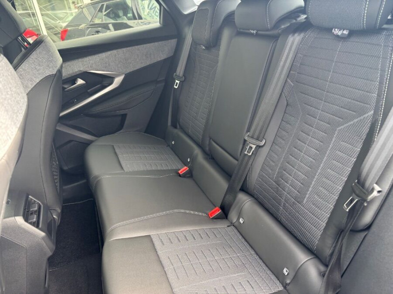 Photo 16 de l'offre de PEUGEOT 3008 HYBRID 145 e-DCS6 GT Hayon Elect. LED Pixel SC à 35450€ chez Mérignac auto