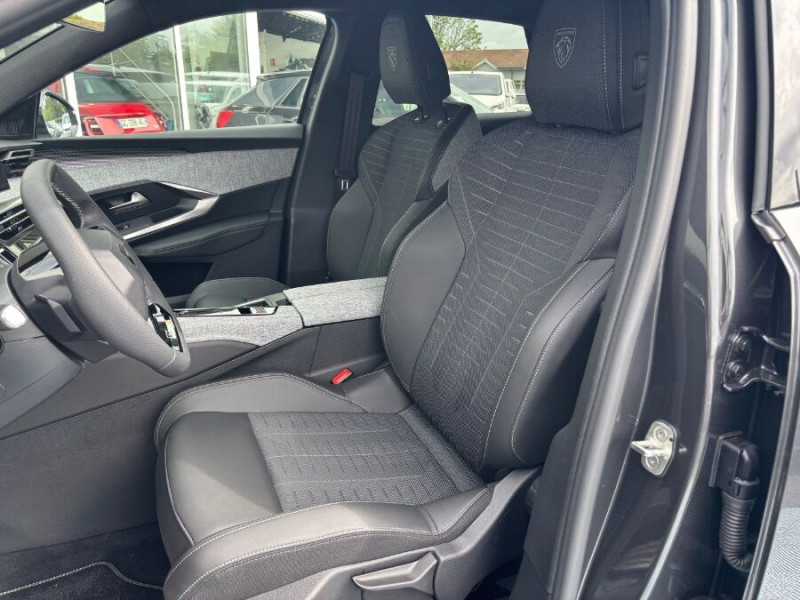 Photo 15 de l'offre de PEUGEOT 3008 HYBRID 145 e-DCS6 GT Hayon Elect. LED Pixel SC à 35450€ chez Mérignac auto