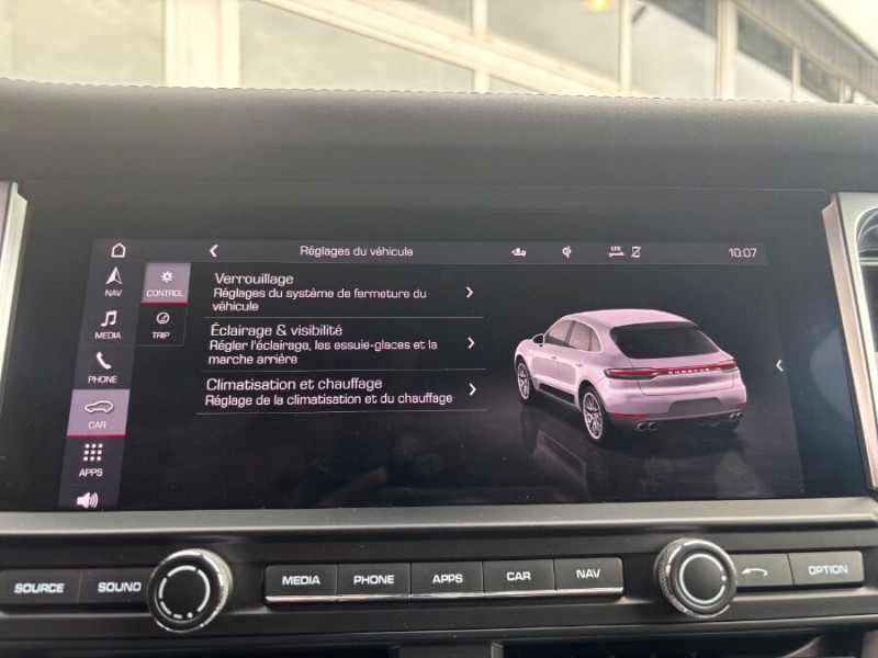 Photo 24 de l'offre de PORSCHE MACAN II 2.0 245 PDK TOE JA21 PDLS Bose SEM 4SC à 56900€ chez Mérignac auto