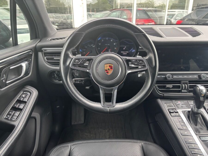 Photo 4 de l'offre de PORSCHE MACAN II 2.0 245 PDK TOE JA21 PDLS Bose SEM 4SC à 56900€ chez Mérignac auto