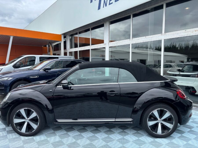 Photo 12 de l'offre de VOLKSWAGEN COCCINELLE CABRIOLET 1.2 TSI 105 DSG SOUND Fender GPS Xénon JA18 à 23450€ chez Mérignac auto