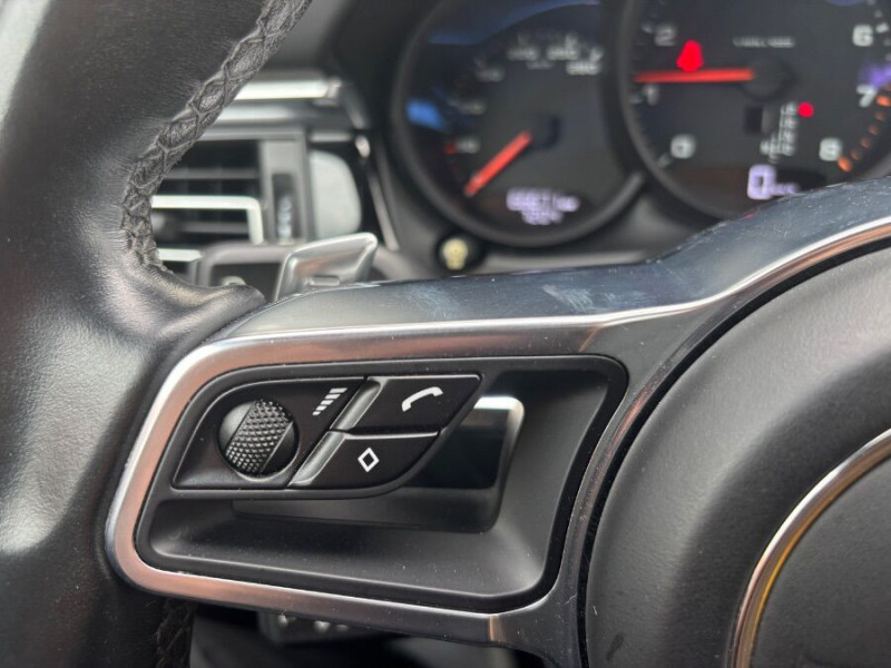 Photo 36 de l'offre de PORSCHE MACAN II 2.0 245 PDK TOE JA21 PDLS Bose SEM 4SC à 56900€ chez Mérignac auto