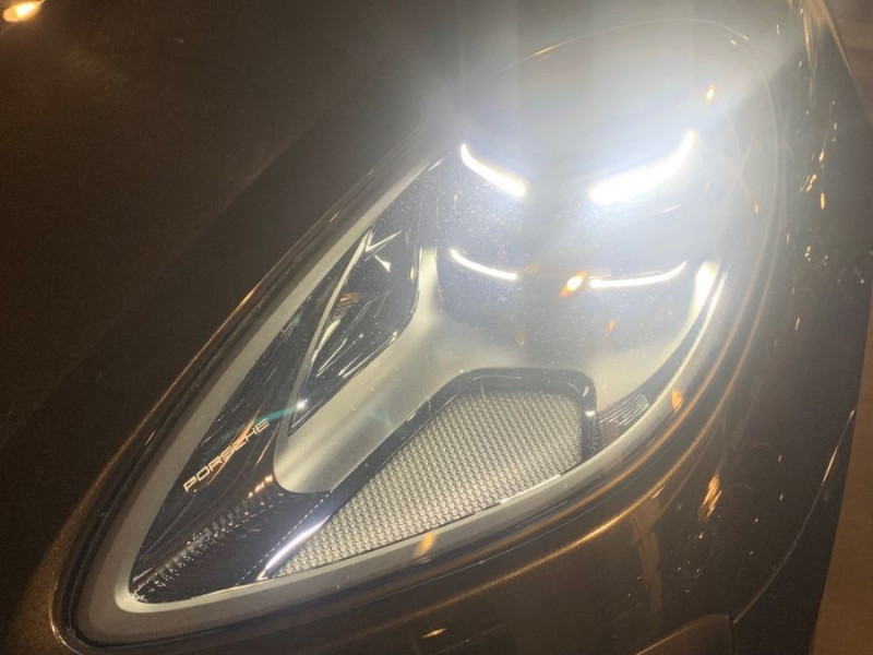 Photo 19 de l'offre de PORSCHE MACAN II 2.0 245 PDK TOE JA21 PDLS Bose SEM 4SC à 56900€ chez Mérignac auto