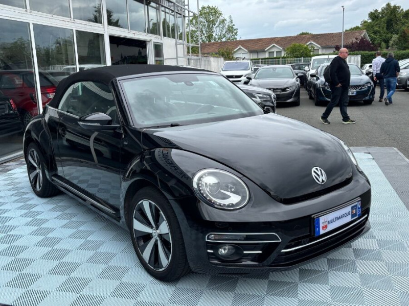 Photo 11 de l'offre de VOLKSWAGEN COCCINELLE CABRIOLET 1.2 TSI 105 DSG SOUND Fender GPS Xénon JA18 à 23450€ chez Mérignac auto
