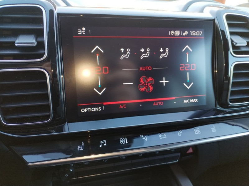 Photo 21 de l'offre de CITROEN C5 AIRCROSS 1.6 PureTech 180 EAT8 SHINE TOE Caméra Hayon EL. JA19 Attel. à 20950€ chez Mérignac auto