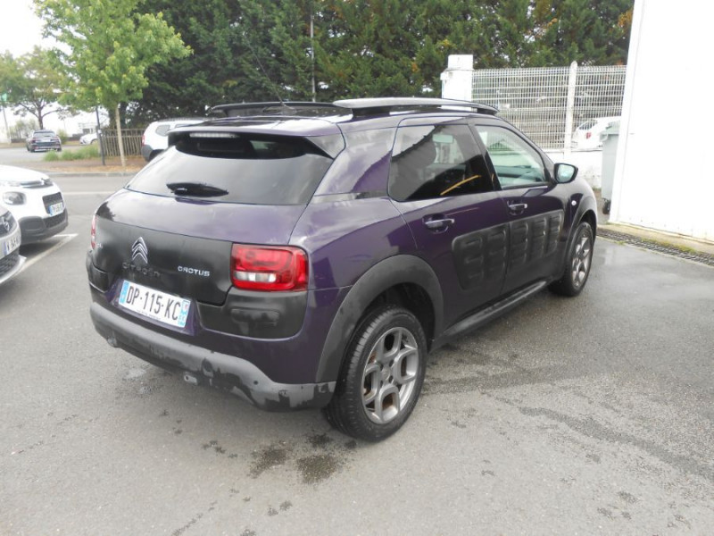 Photo 10 de l'offre de CITROEN C4 CACTUS 1.2 PureTech 110 SHINE Camera à 8950€ chez Mérignac auto