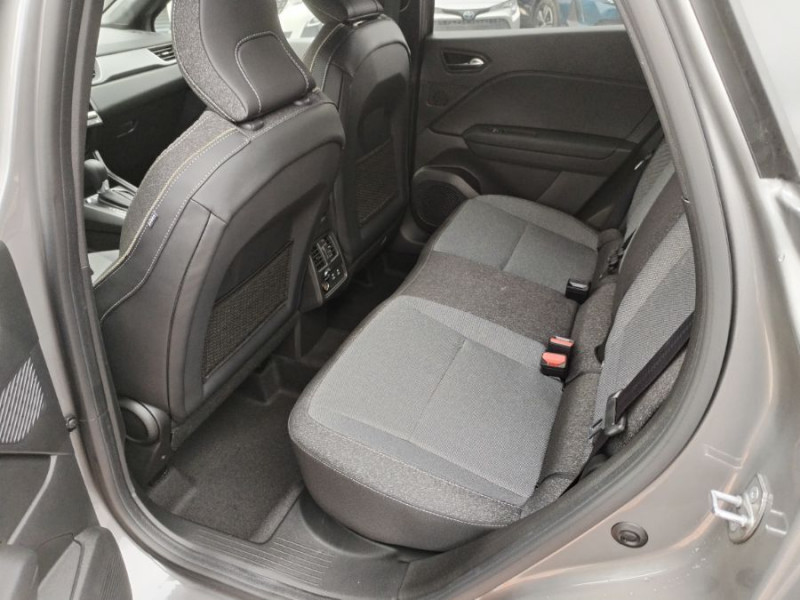 Photo 10 de l'offre de RENAULT CAPTUR II 1.3 MILD HYBRID 160 EDC TECHNO GPS 10.4" Camera Radars à 27470€ chez Mérignac auto