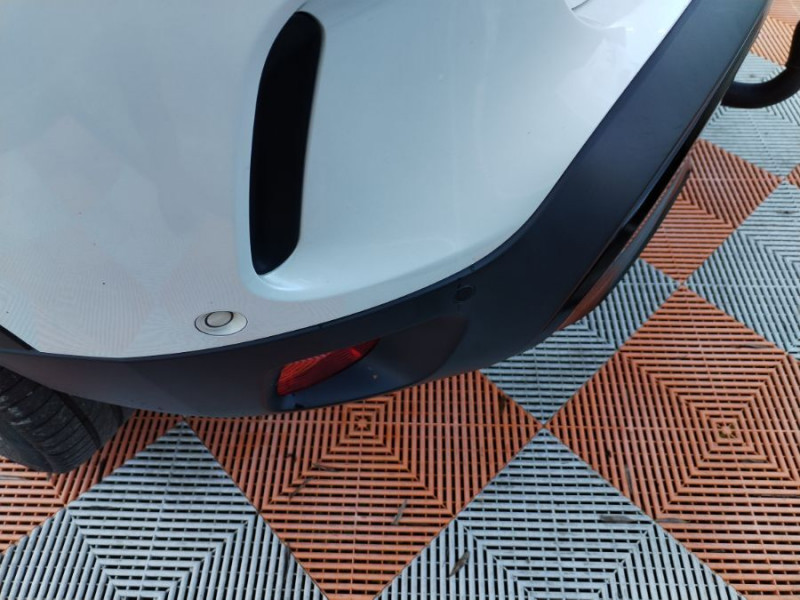 Photo 29 de l'offre de CITROEN C5 AIRCROSS 1.6 PureTech 180 EAT8 SHINE TOE Caméra Hayon EL. JA19 Attel. à 20950€ chez Mérignac auto