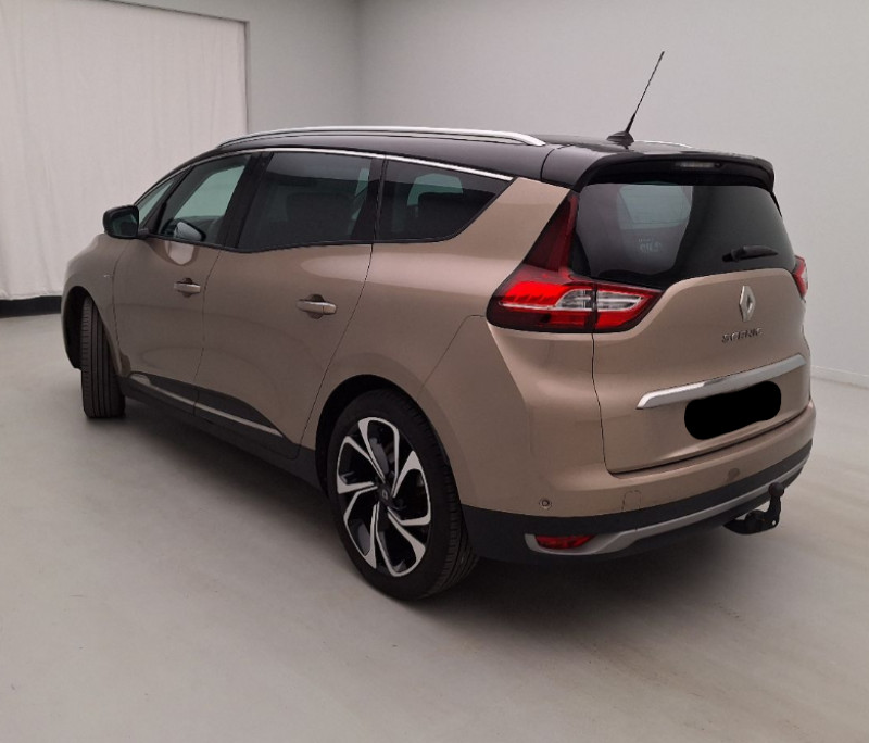 Photo 3 de l'offre de RENAULT GRAND SCENIC IV 1.6 DCi 160 BVA BOSE EDITION CUIR Attel. 7PL à 23450€ chez Mérignac auto