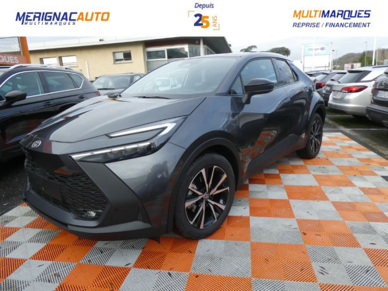 Photo 1 de l'offre de TOYOTA C-HR II 1.8 HYBRIDE 140 CVT 2WD DESIGN GPS 12.3 Camera JA18 Diam. Induction à 31450€ chez Mérignac auto