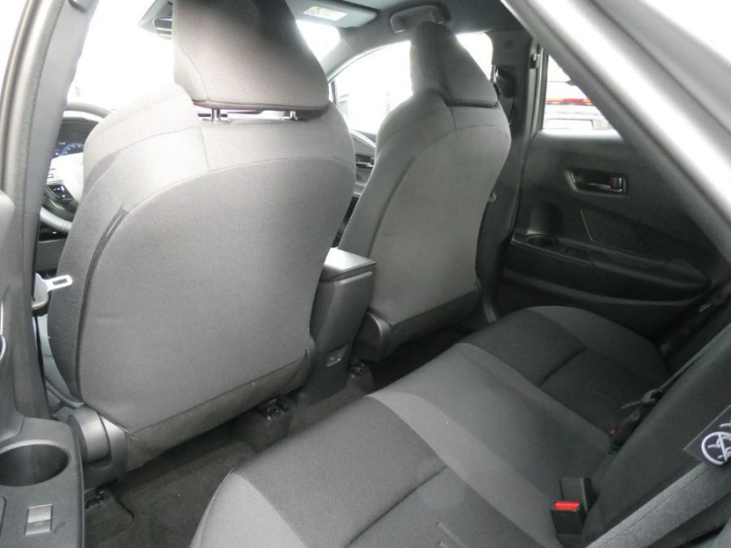 Photo 17 de l'offre de TOYOTA C-HR II 1.8 HYBRIDE 140 CVT 2WD DESIGN GPS 12.3 Camera JA18 Diam. Induction à 31450€ chez Mérignac auto