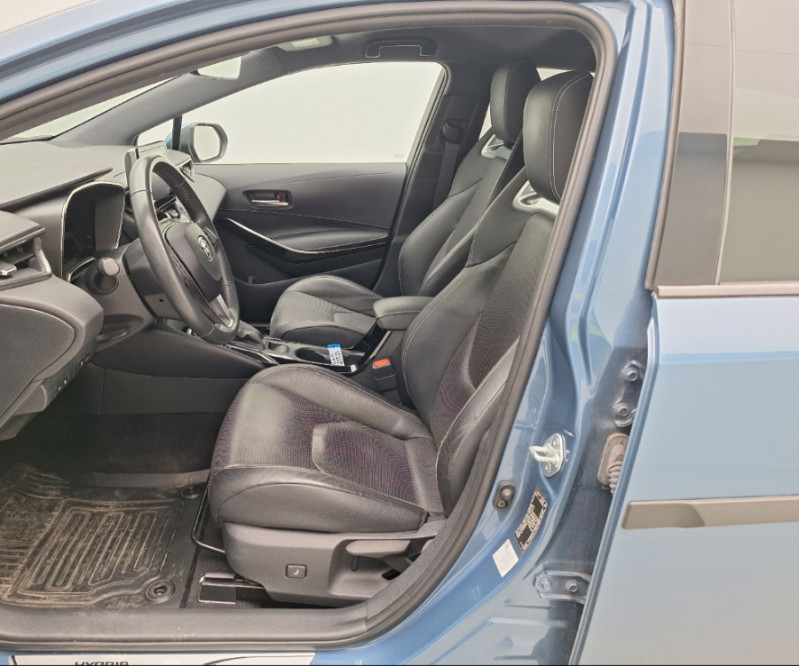 Photo 5 de l'offre de TOYOTA COROLLA XII TOURING SPORTS 1.8 HYBRIDE 122H BVA PREMIUM CUIR 4SC Hayon EL. JA17 à 24950€ chez Mérignac auto