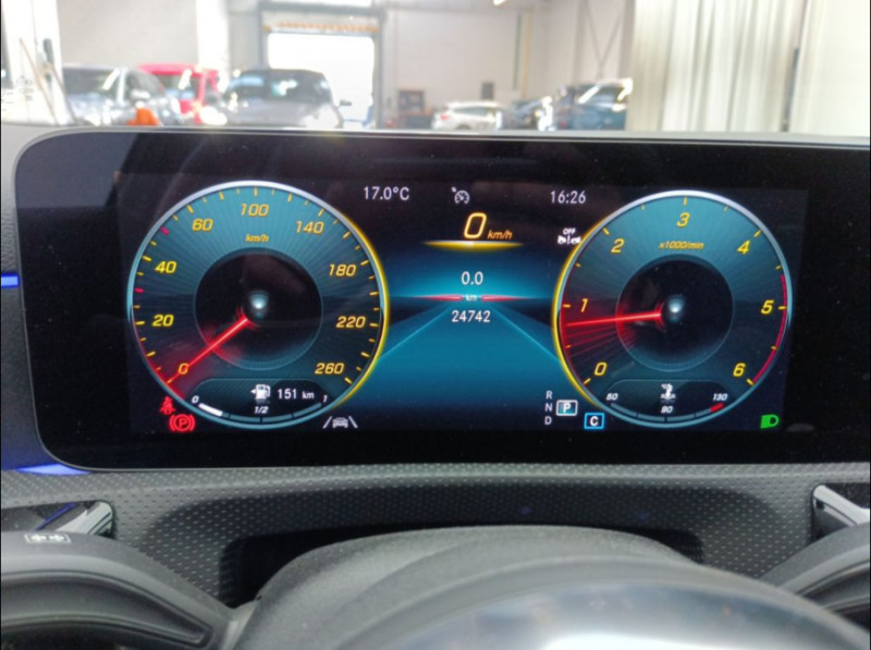 Photo 11 de l'offre de MERCEDES-BENZ CLASSE A IV 220D 150 8G-DCT AMG LINE TOE JA19 à 38490€ chez Mérignac auto