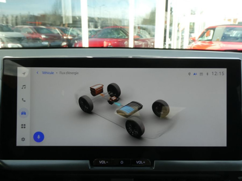 Photo 24 de l'offre de TOYOTA C-HR II 1.8 HYBRIDE 140 CVT 2WD DESIGN GPS 12.3 Camera JA18 Diam. Induction à 31450€ chez Mérignac auto