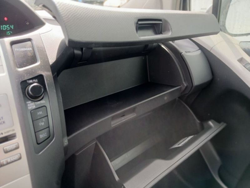 Photo 14 de l'offre de TOYOTA YARIS II 1.4 D-4D 90 5P LUNA PACK 5P CLIM 1ère Main à 7450€ chez Mérignac auto
