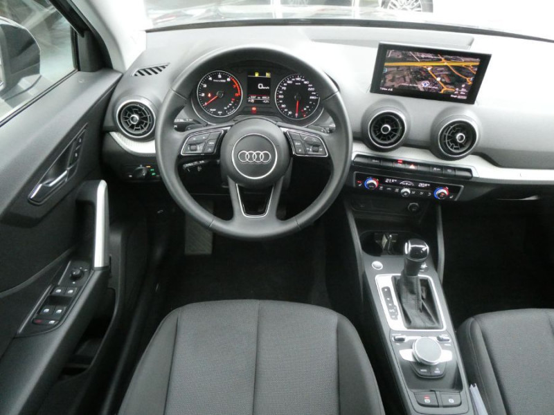 Photo 4 de l'offre de AUDI Q2 New 35 TFSI 150 S Tronic S LINE Ext. GPS Camera Hayon EL. à 31950€ chez Mérignac auto
