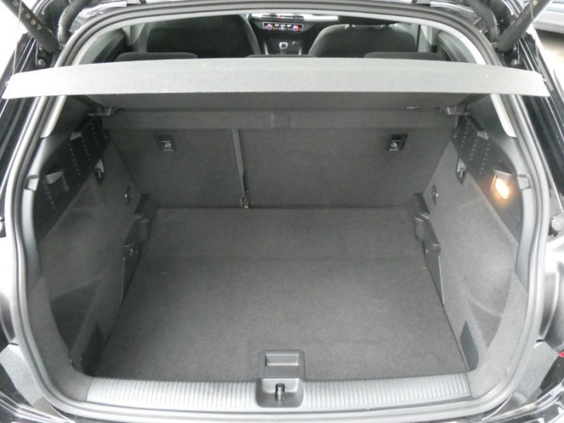 Photo 18 de l'offre de AUDI Q2 New 35 TFSI 150 S Tronic S LINE Ext. GPS Camera Hayon EL. à 31950€ chez Mérignac auto