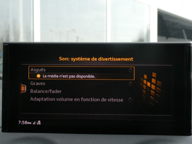 Photo 23 de l'offre de AUDI Q2 New 35 TFSI 150 S Tronic S LINE Ext. GPS Camera Hayon EL. à 31950€ chez Mérignac auto