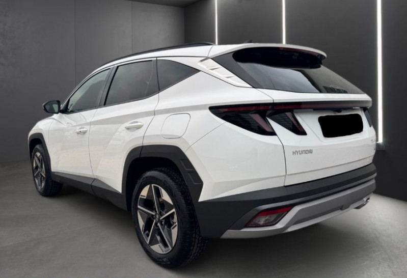 Photo 3 de l'offre de HYUNDAI TUCSON IV (2) 1.6 T-GDI 215 HYBRID BVA6 2WD STYLE PACK CREATIVE à 34950€ chez Mérignac auto
