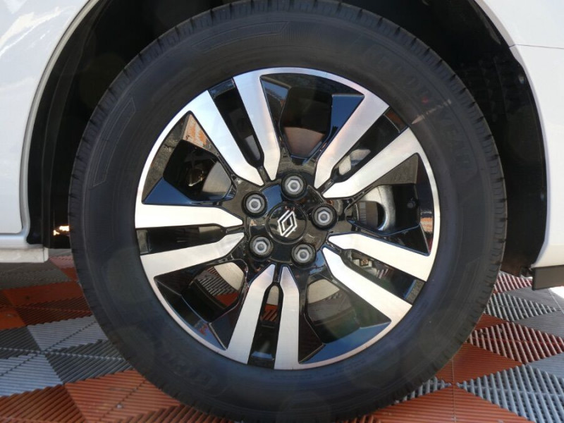 Photo 12 de l'offre de RENAULT TRAFIC VAN ANTILOPE VAN Aménagé FLEX5 2.0 DCi 150 BVM6 L1 GD CFT à 62450€ chez Mérignac auto